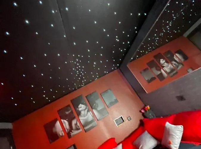 Loveroom